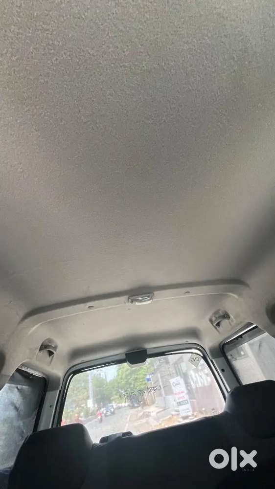 Maruti Suzuki Eeco 2025 Cng & Hybrids 3900 Km Driven Fully Completed