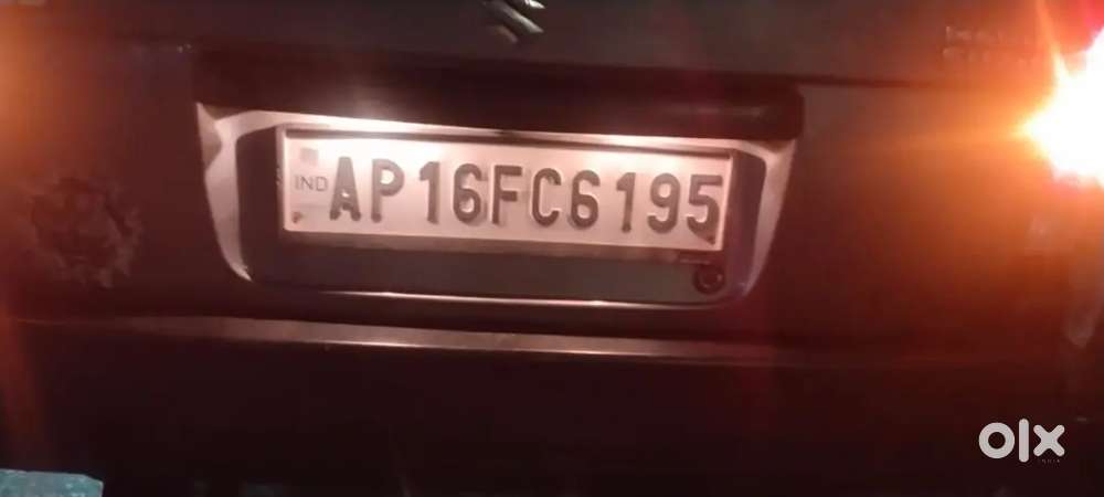 Maruti Suzuki Eeco 2018 Petrol 76542 Km Driven
