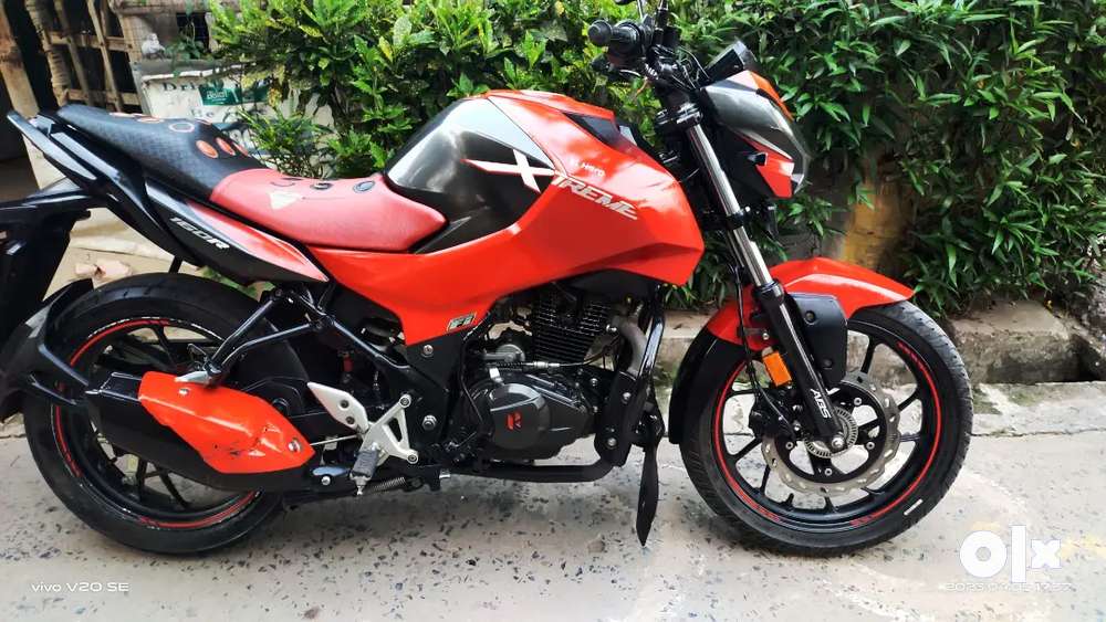 Xtreme 160r on sale red colour