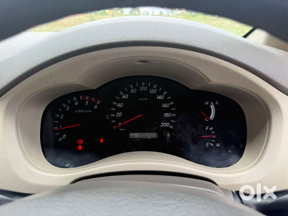 Toyota Innova 2.5 V 7 Str, 2011, Diesel