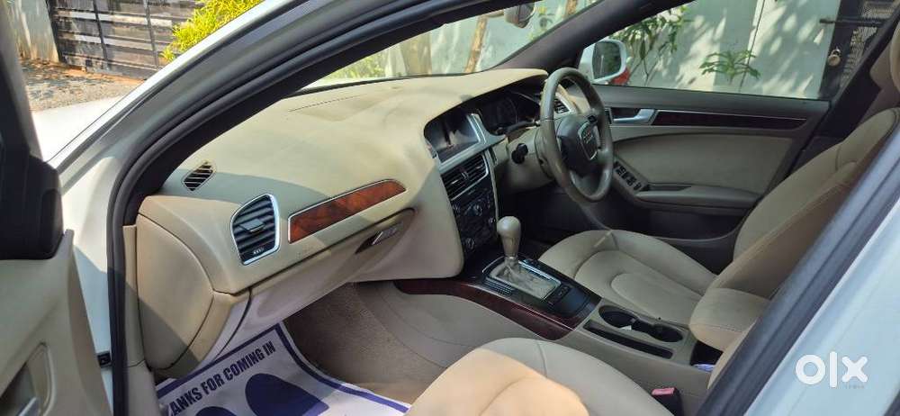 Audi A4 2.0 Premium Plus 40 Tfsi, 2010, Petrol