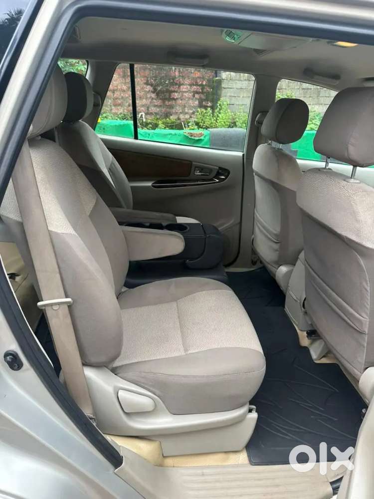 Toyota Innova 2014 Diesel 149000 Km Driven