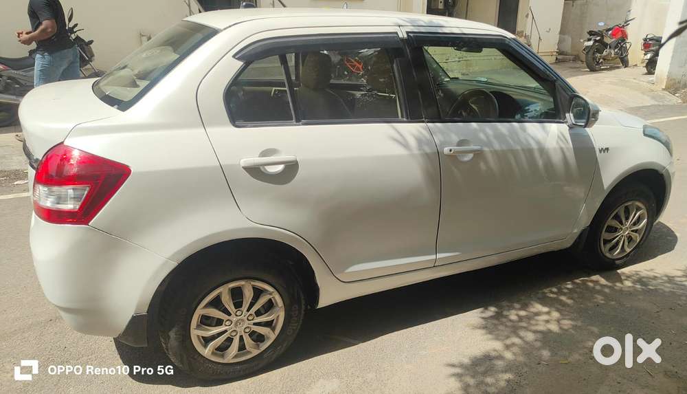 Maruti Suzuki Dzire 1.2 Vxi, 2013, Petrol