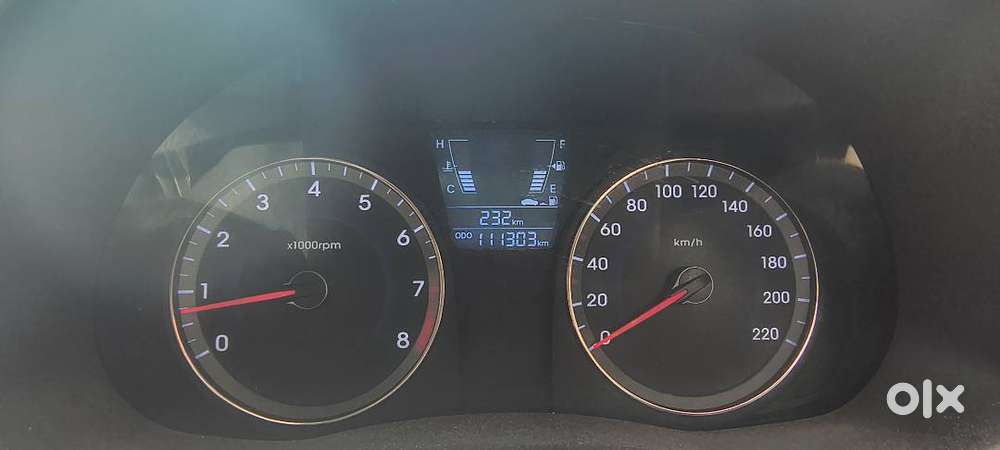 Hyundai Fluidic Verna 2011 Petrol Well Maintained