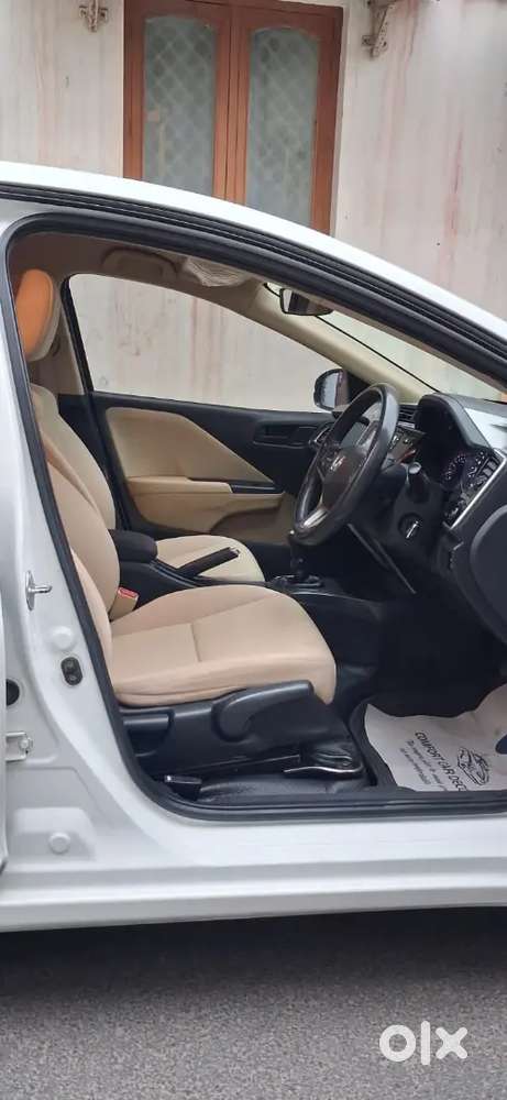 Honda City 2022 Petrol Well Maintained