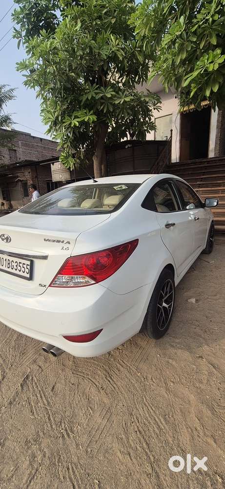 Hyundai Verna Fluidic 1.6 2013