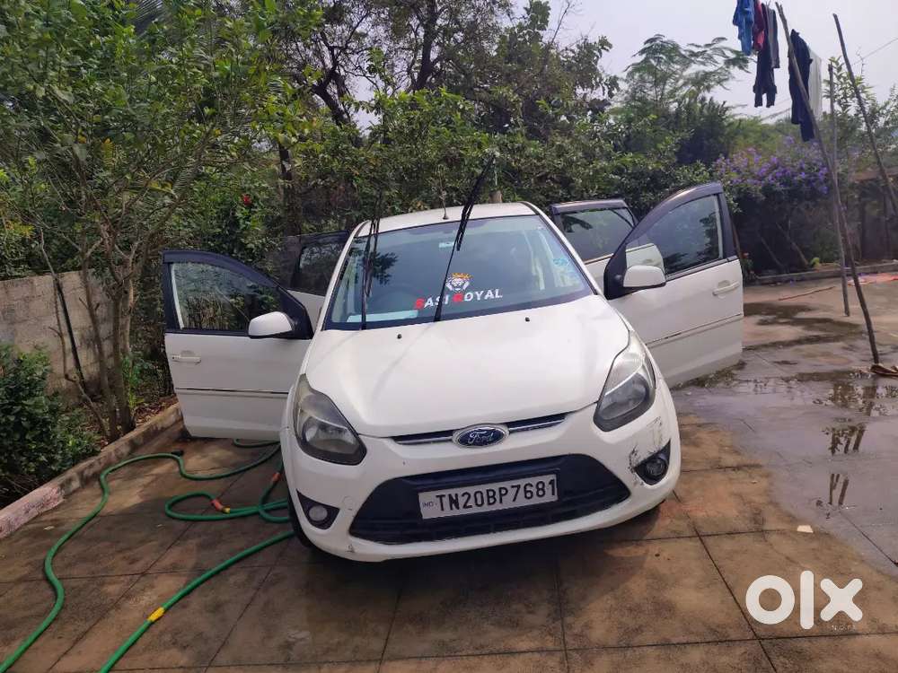 Ford Figo 2011 Petrol 122956 Km Driven