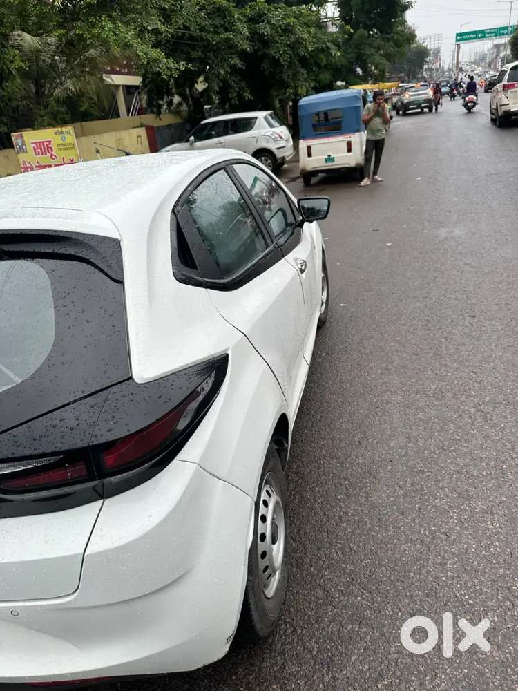 Tata Altroz 1.2 Xe 2021 Model