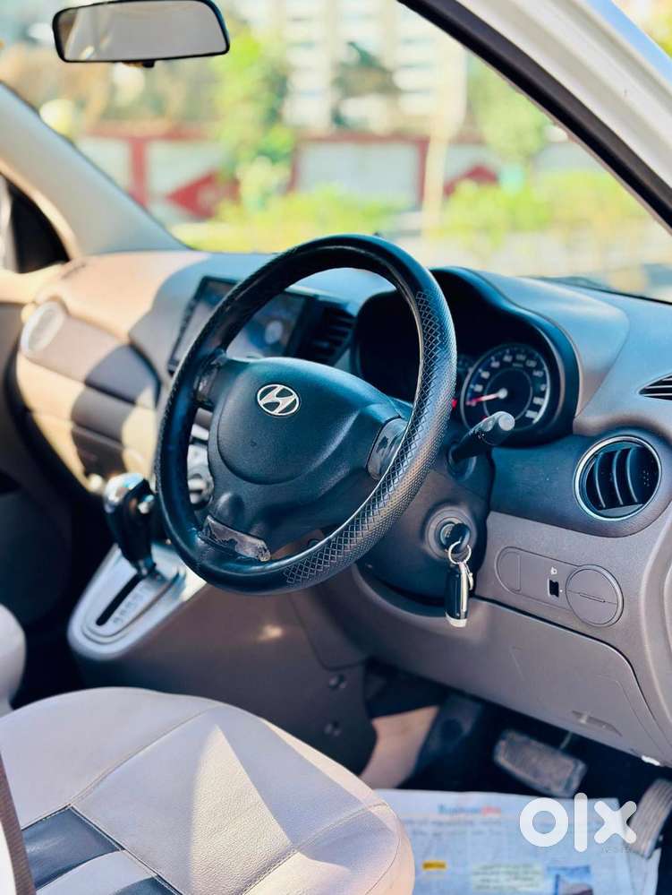 Hyundai I10 Sportz At, 2011, Petrol