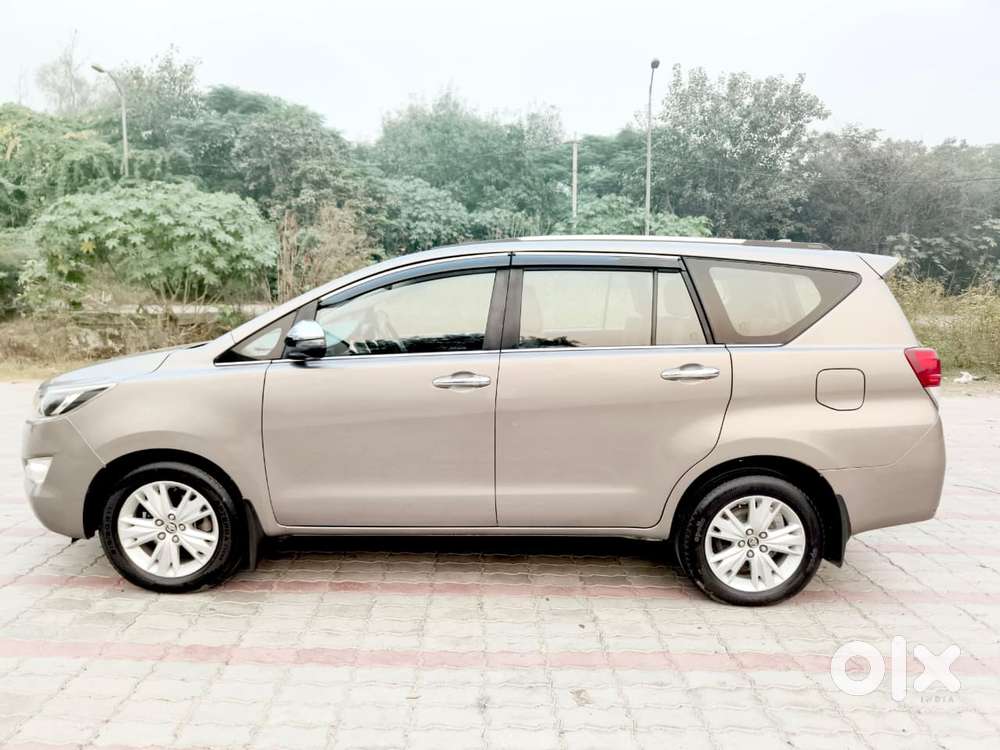 Toyota Innova Crysta 2.8z Automatic, 2018, Diesel