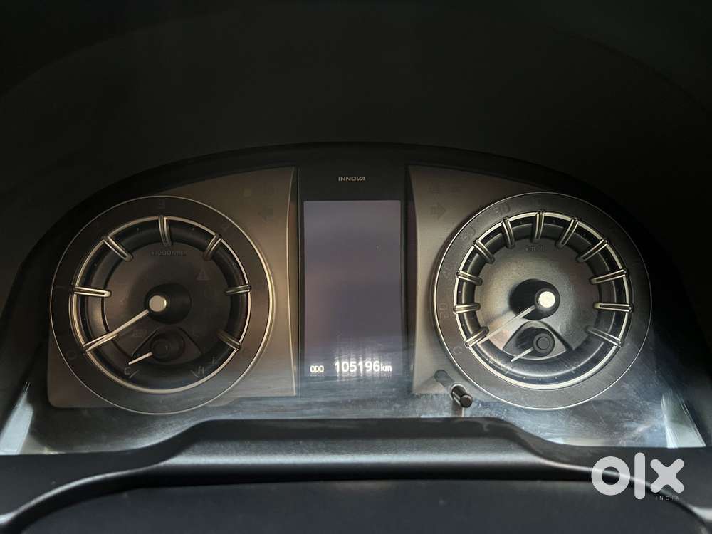 Toyota Innova Crysta