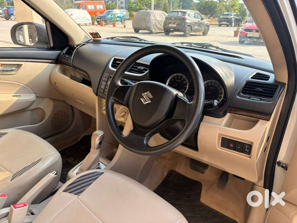 Maruti Suzuki Dzire 1.2 Vxi Amt, 2015, Petrol