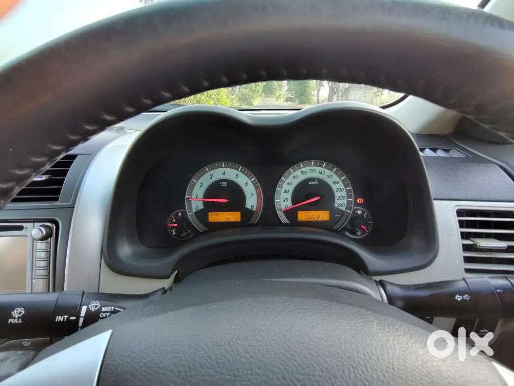 Toyota Corolla Altis 1.8g 2011 Petrol Manual