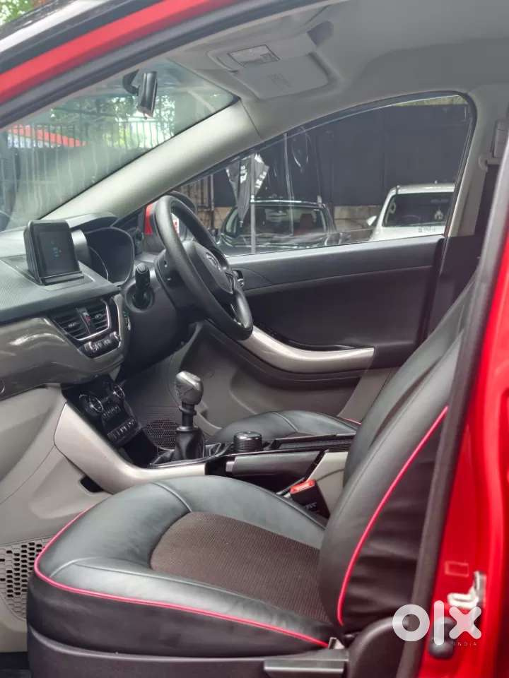 Tata Nexon 1.2 Revotron Xza Plus, 2019, Petrol