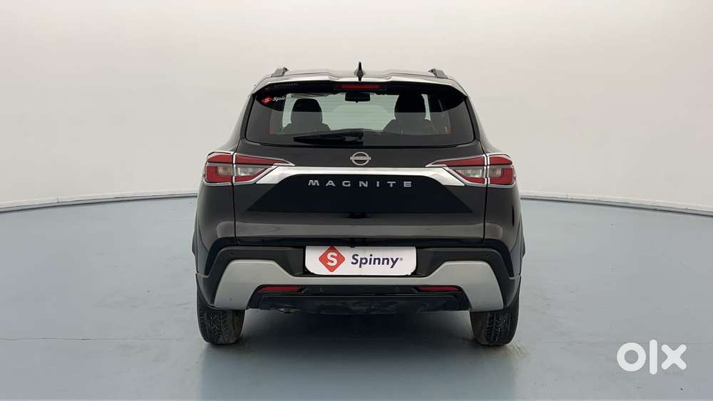 Nissan Magnite 1.0 Xv, 2023, Petrol