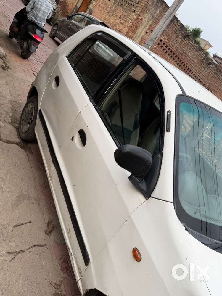 Hyundai Santro Xing 2013
