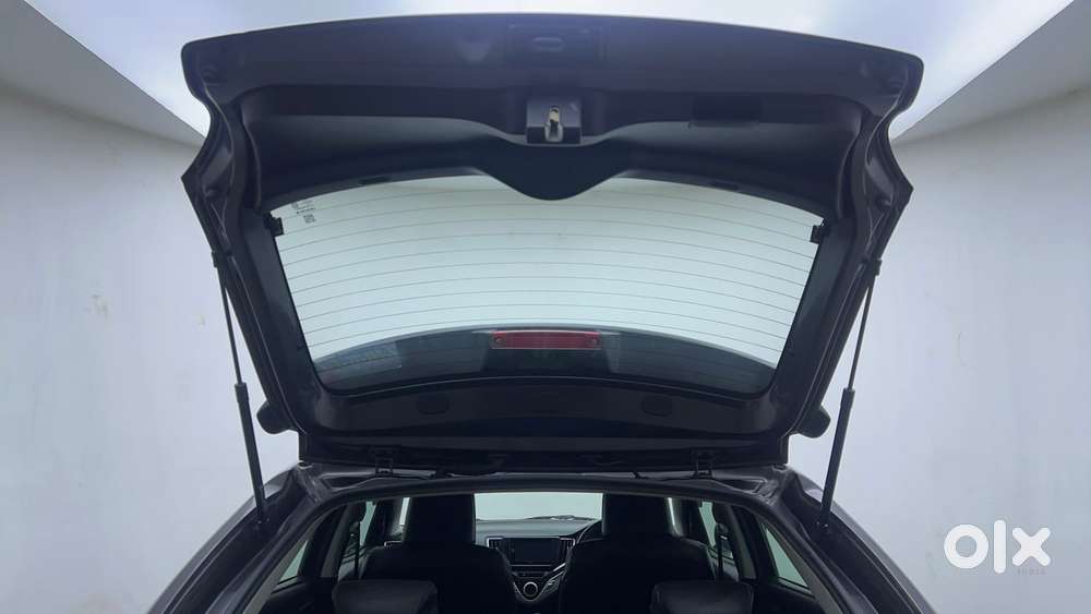 Maruti Suzuki Baleno 1.2 Zeta, 2018, Petrol