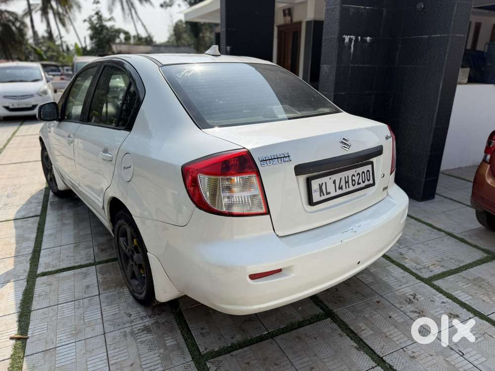 Maruti Suzuki Sx4 Zxi Mt Bsiv, 2009, Petrol