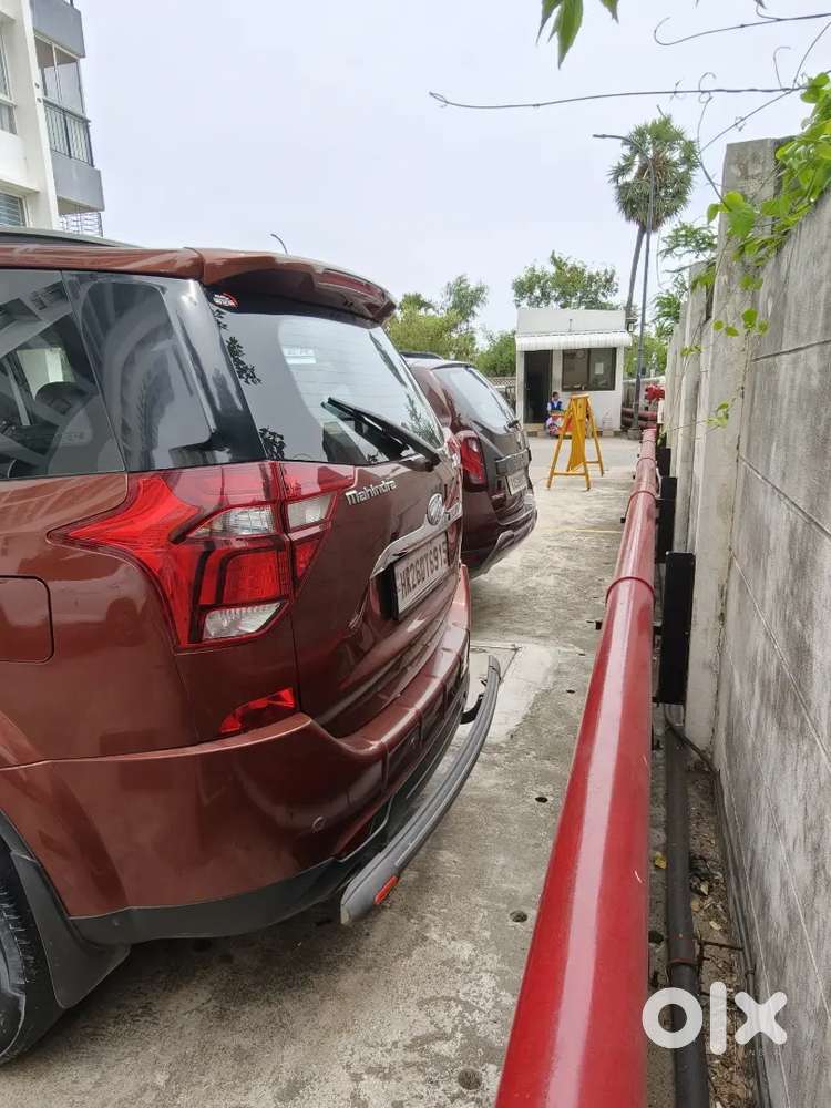 Mahindra Xuv500 W11 2018