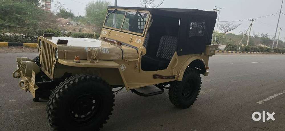 Mahindra Willys Low Bonet, 2003