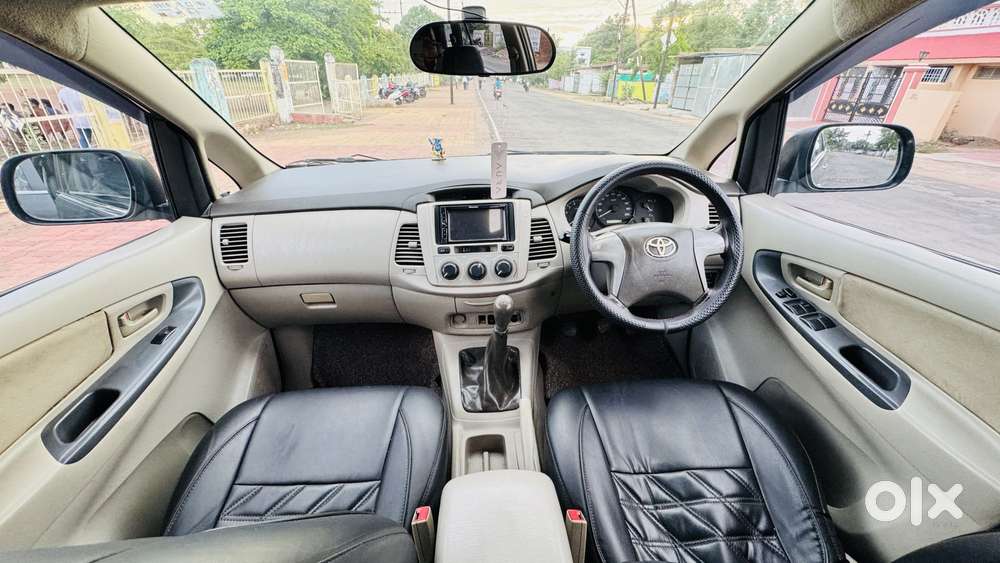 Toyota Innova 2.5 Gx 7 Seater Bs Iv, 2014, Diesel
