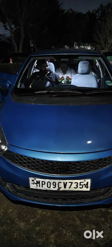 Tata Tigor 2017 Xt   ( इच्छुक व्यक्ति कॉल करें समय ख़राब ना करें )