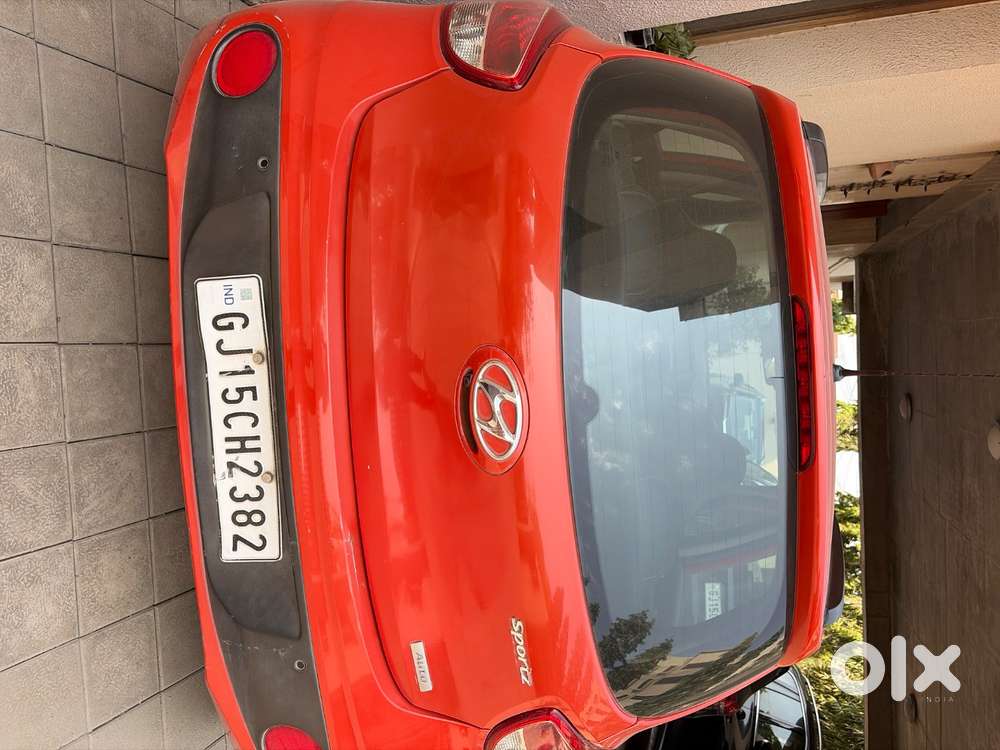 Orange Grand I10 Sportz