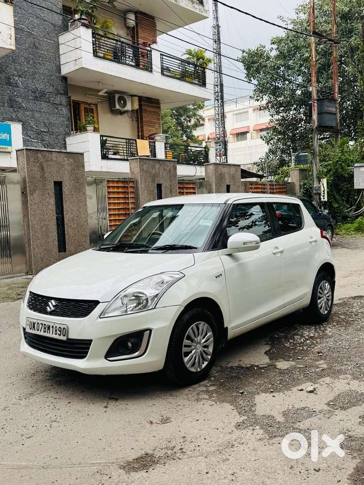 Maruti Suzuki Swift Vxi Optional, 2015, Petrol