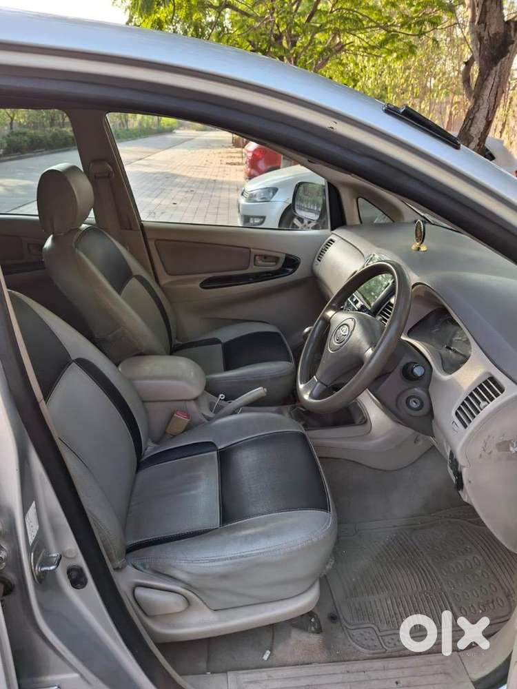 Toyota Innova 2006 Diesel Well Maintained