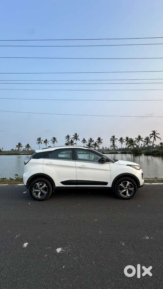 Tata Nexon 2022 Diesel Well Maintained