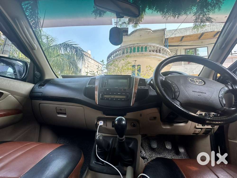 Toyota Fortuner Diesel 2010 Year