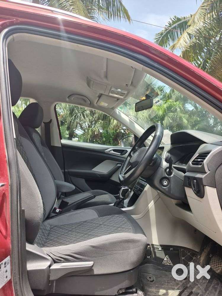 Volkswagen Taigun 1.0 Tsi Highline At, 2022, Petrol