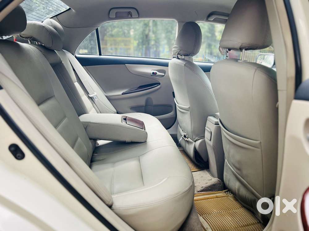 Toyota Corolla Altis G, 2013, Petrol