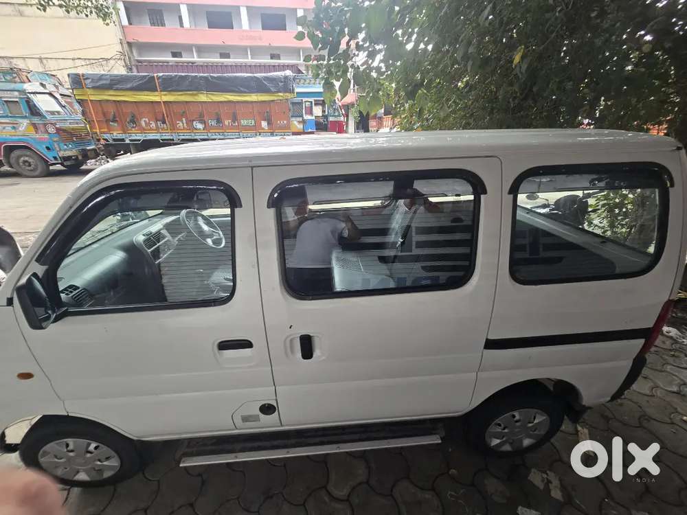 Maruti Suzuki Eeco Ac 2025