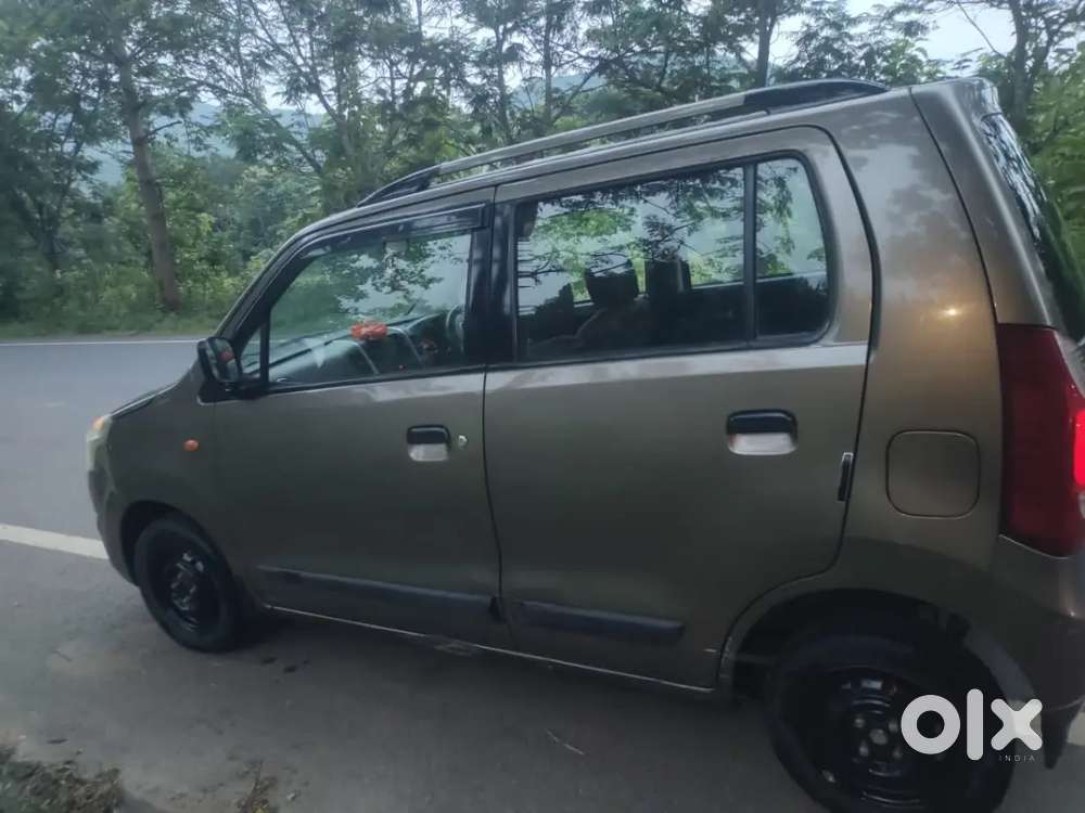 Maruti Suzuki Wagon R Lxi Petrol  2011 Model  69,554 Km