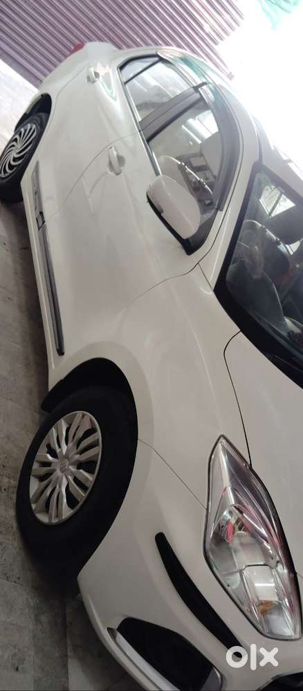 Maruti Suzuki Dzire 1.2 Vxi Cng, 2024, Cng & Hybrids