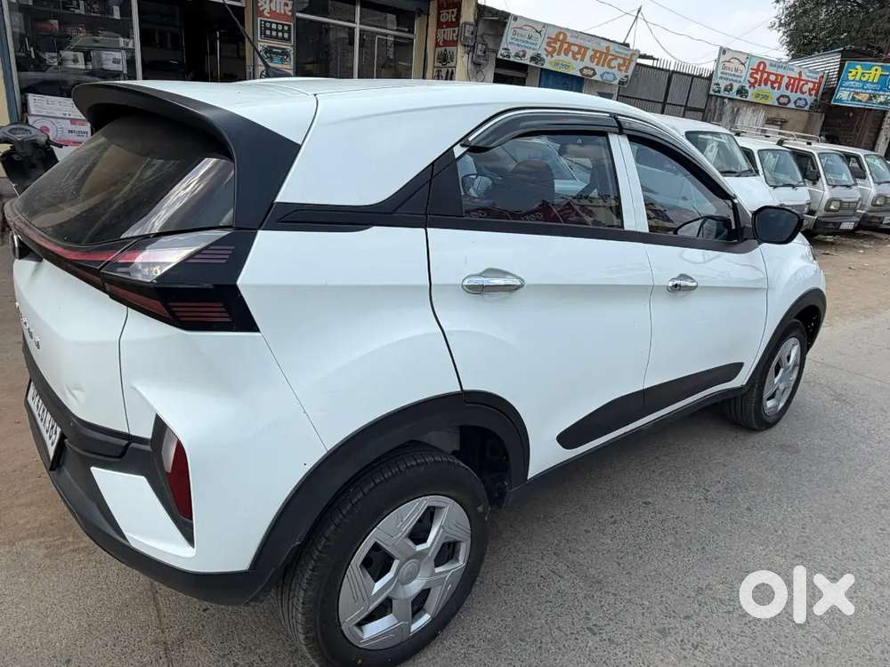 Tata Nexon 2025 Diesel 50000 Km Driven