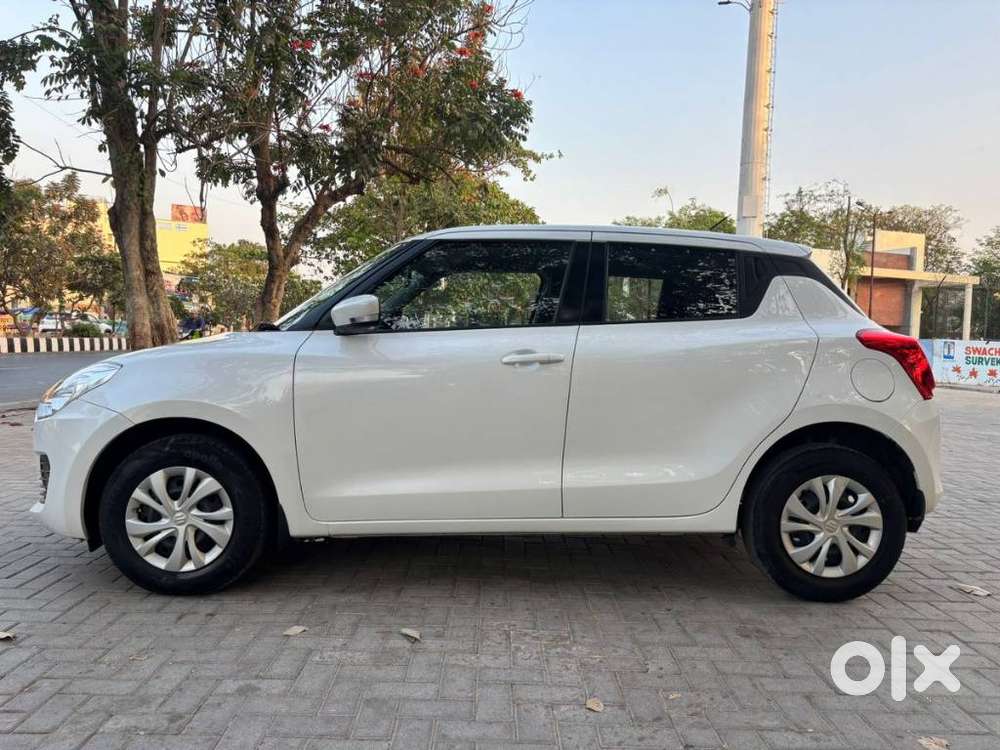 Maruti Suzuki Swift Amt Vxi, 2020, Petrol