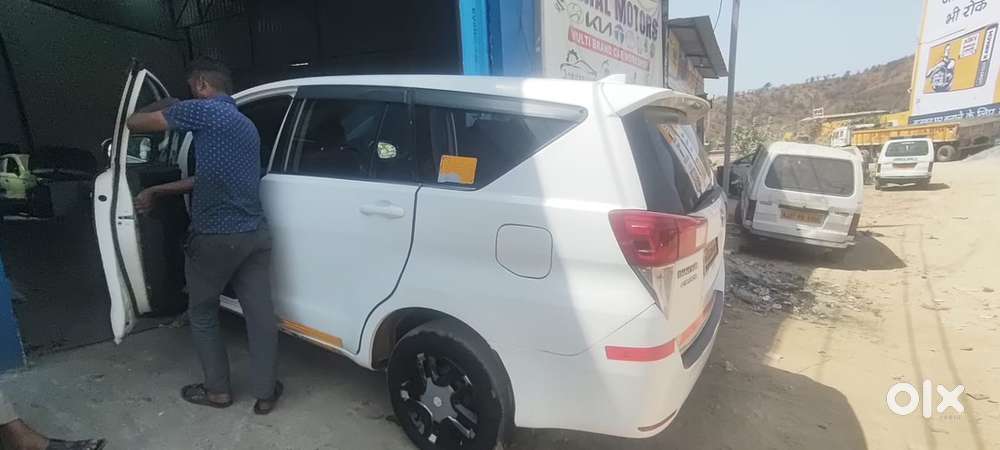 Toyota Innova Crysta 2019