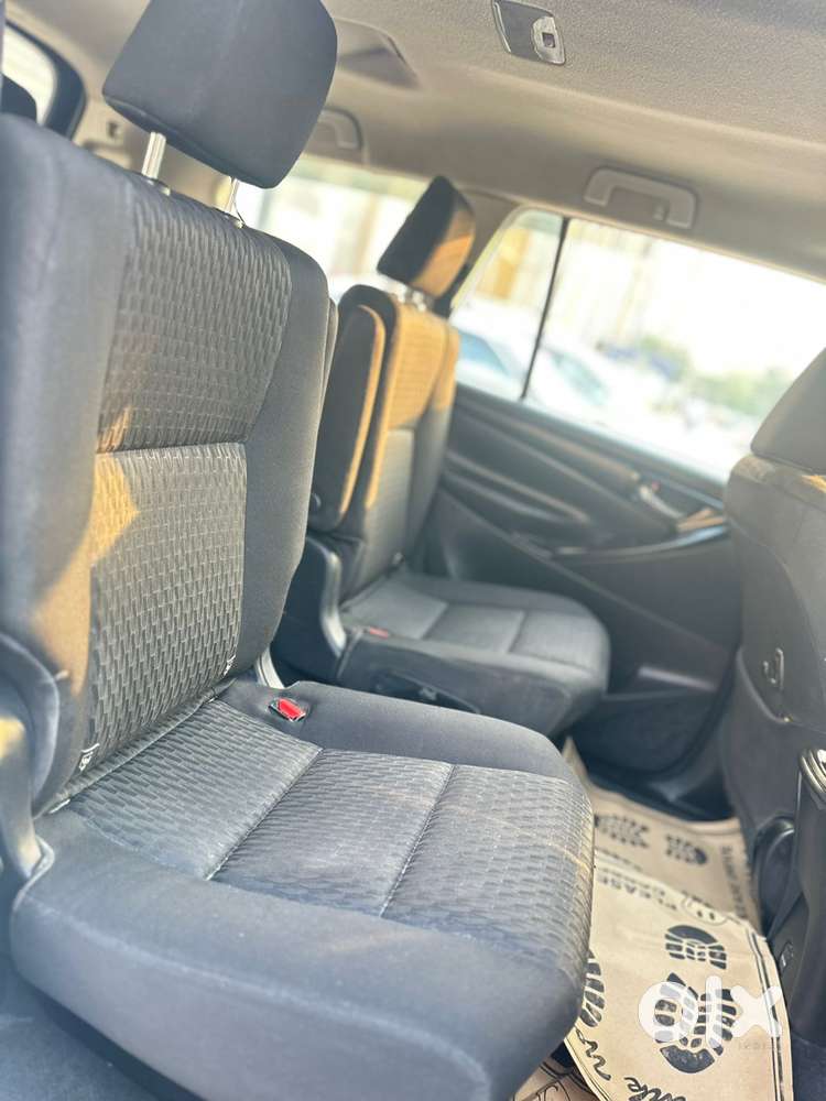 Toyota Innova Crysta 2.4 Gx Mt, 2017, Diesel