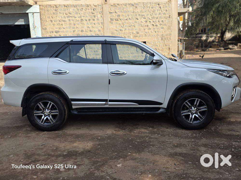 Toyota Fortuner 2.8 2wd Mt, 2017, Diesel