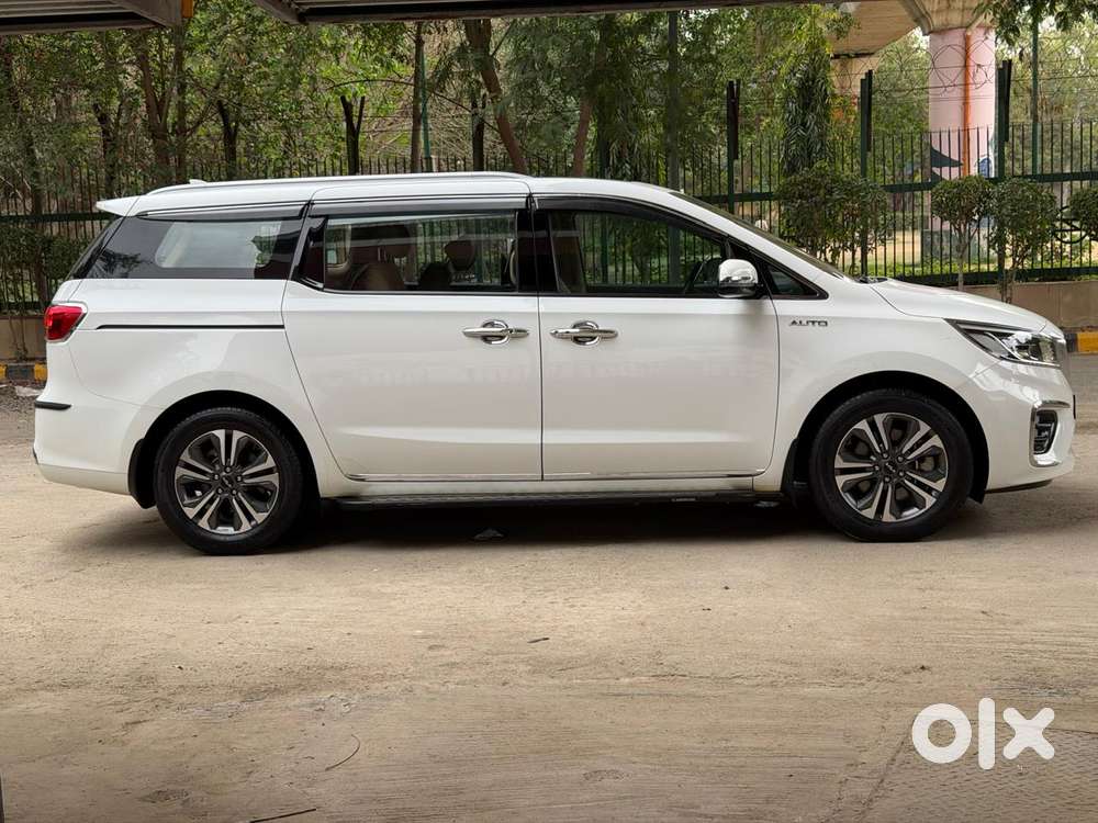 Kia Carnival Limousine Plus 7 Str, 2022, Diesel