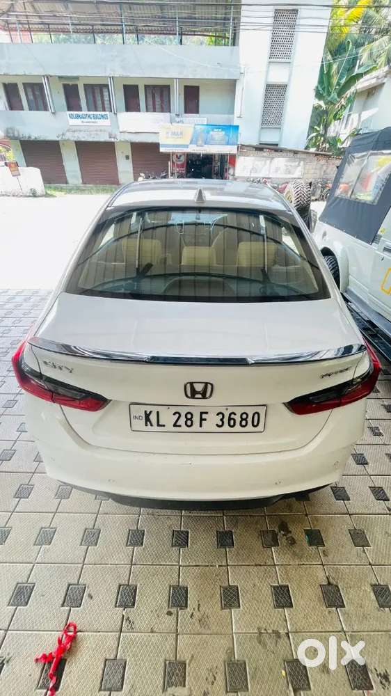 Honda City 2024 Petrol Well Maintained