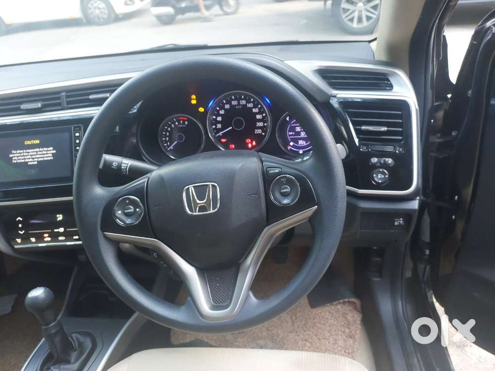 Honda City V Mt Exclusive, 2022, Petrol