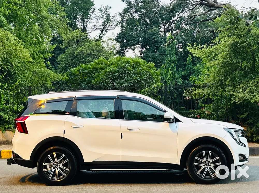 Mahindra Xuv700 Ax7 Luxury Pack Awd, 2022, Petrol