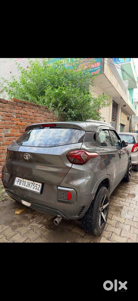 Tata Punch Petrol 2024