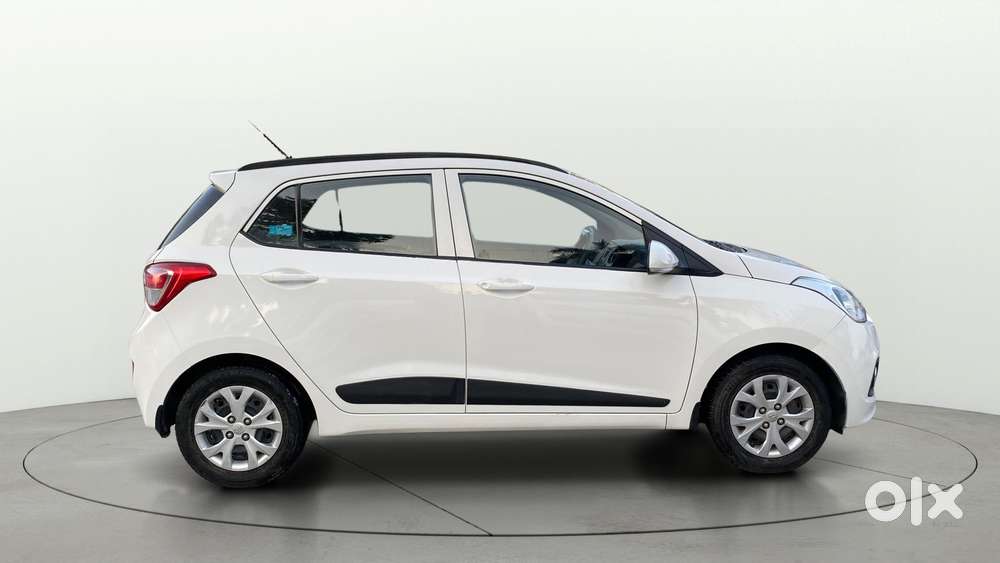 Hyundai Grand I10 Sportz 1.2 Kappa Vtvt, 2015, Petrol