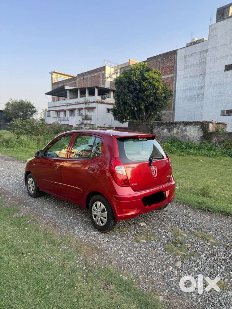 Hyundai I10 Sportz At, 2013, Petrol
