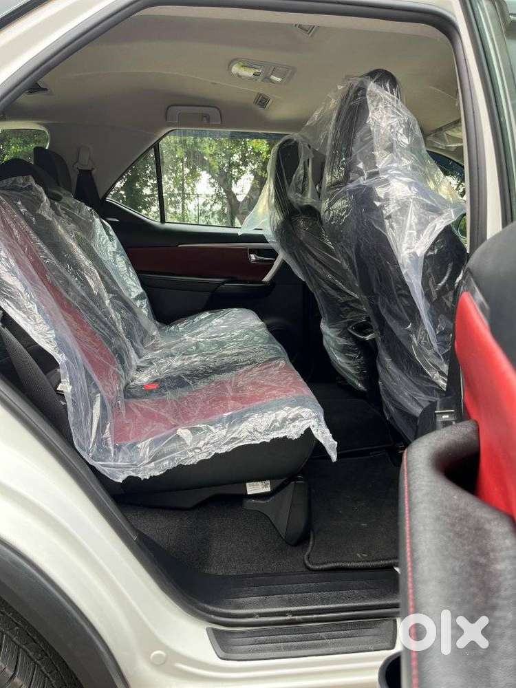 Toyota Fortuner Legender 4x2 At 2.8, 2025, Diesel