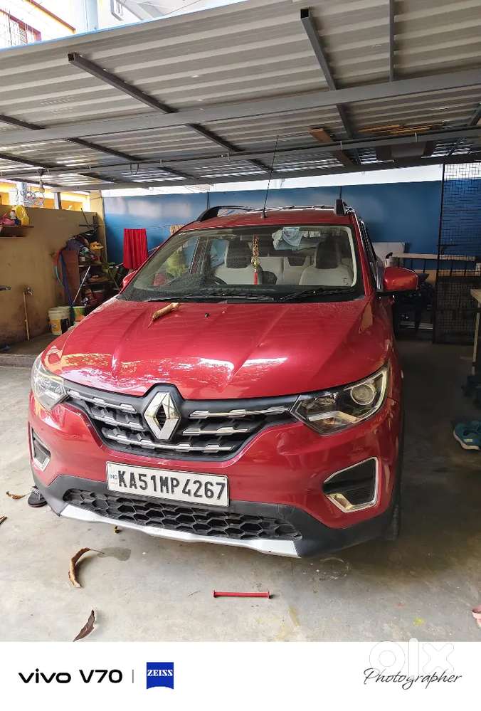 Renault Triber Facelift 2020 Petrol showroom Maintained 1 free service